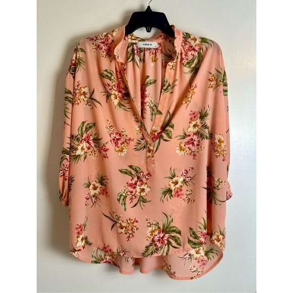 Yana K NWT size M Zane peach floral top blouse - Picture 2 of 7